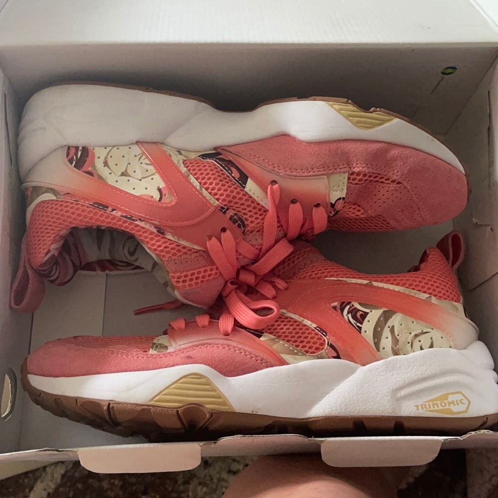 Women’s Puma Sneakers - very rare 🔥🔥🔥